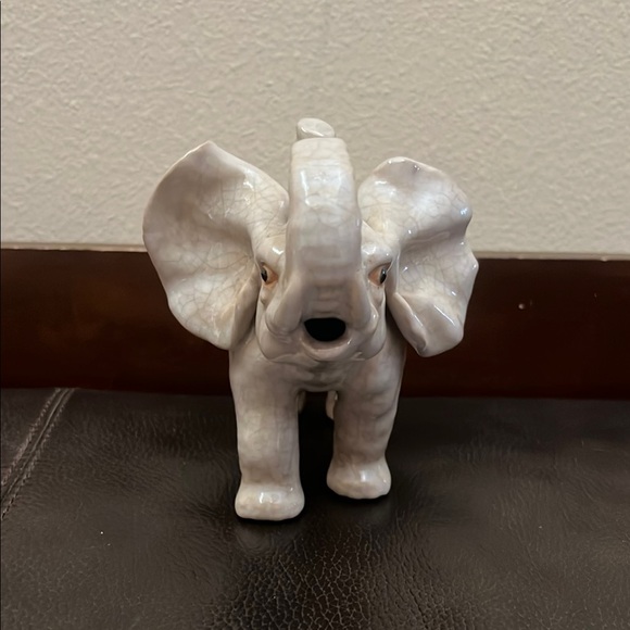Vtg Elephant Crackle Glazed Ceramic Figurine Trunk Up - Picture 3 of 7